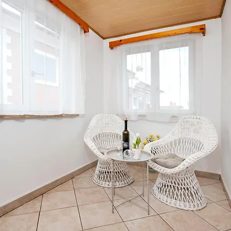 Apartment And Room Josip Rovinj Exterior photo