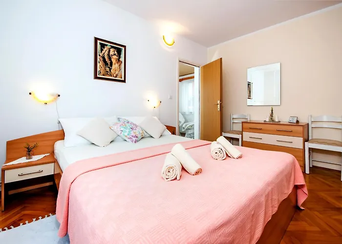 Apartment And Room Josip