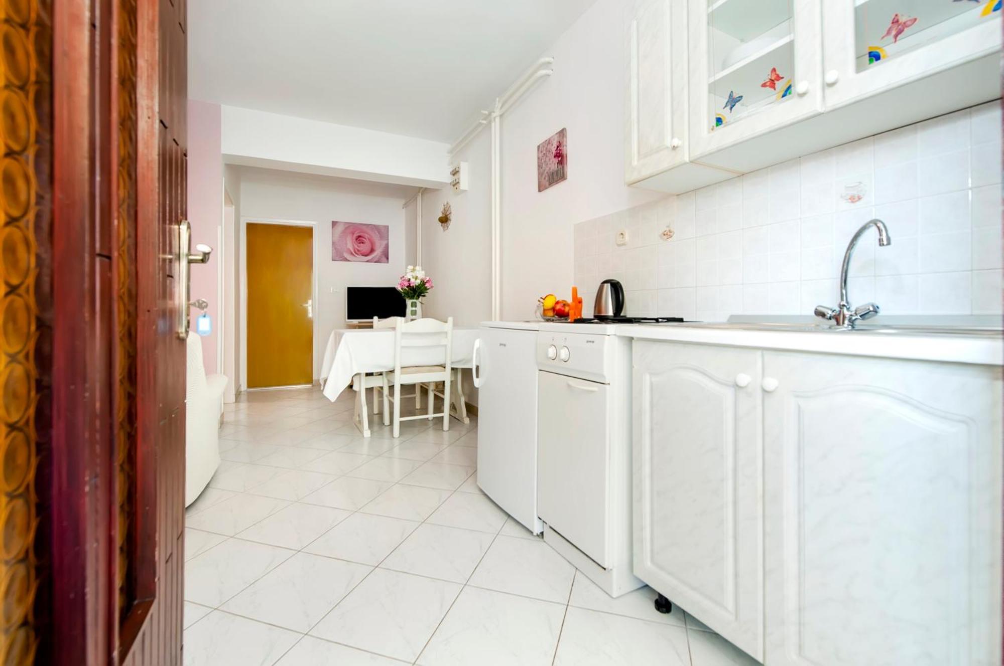 Apartma And Josip *